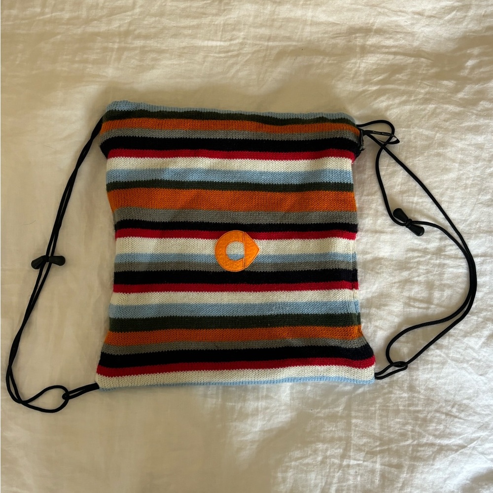 Knitted Drawstring Bag - Picture 4 of 8
